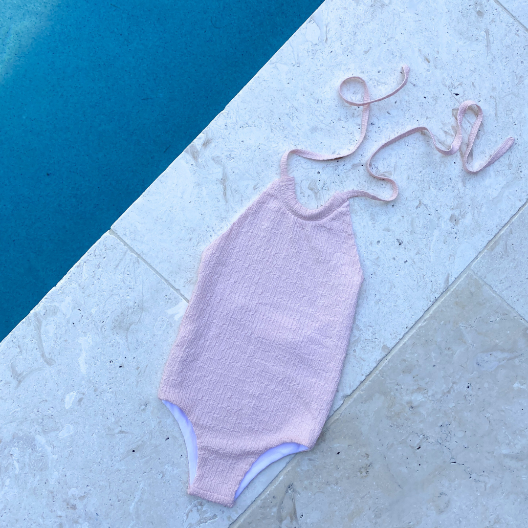 Daisy Crinkle One Piece - Strawberry